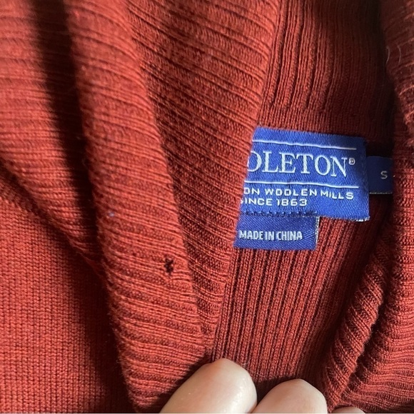 Pendleton Rust Turtle Neck Sweater Merino Wool - Picture 7 of 7